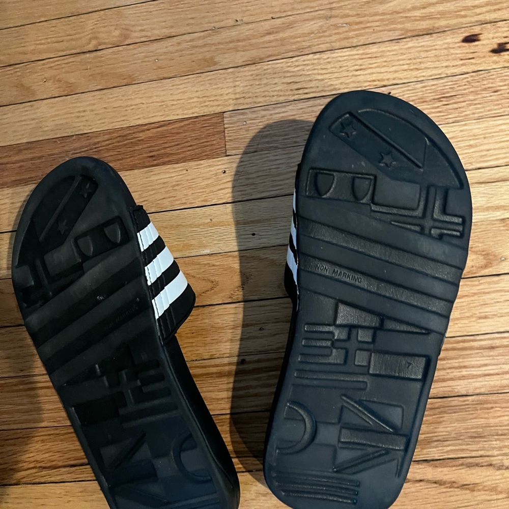 Adidas Slides Sandals - Picture 4 of 6